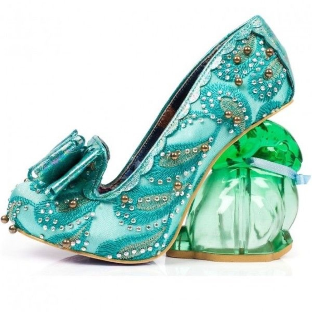 ISO Irregular Choice RAIN Bunny Jelly Bunny heels size 41